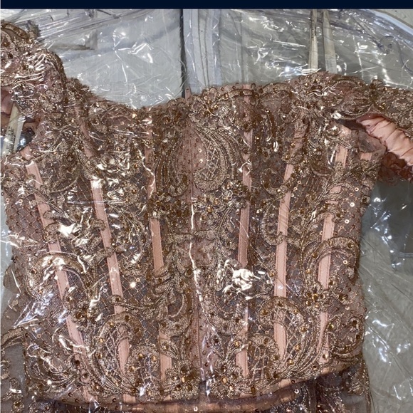 Rose gold Size 2- 2 piece Prom Dress - Picture 5 of 12